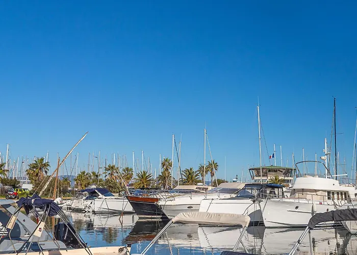 Appartamento Les Regates-6 By Interhome